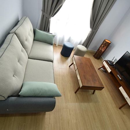 75 négyzetméteres, 3 hálószobás Apartman 2 fürdőszobával Cheras területén Apartman Kuala Lumpur Kültér fotó