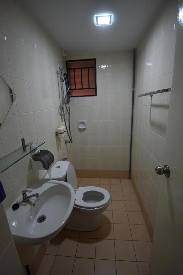 75 négyzetméteres, 3 hálószobás Apartman 2 fürdőszobával Cheras területén Apartman Kuala Lumpur Kültér fotó
