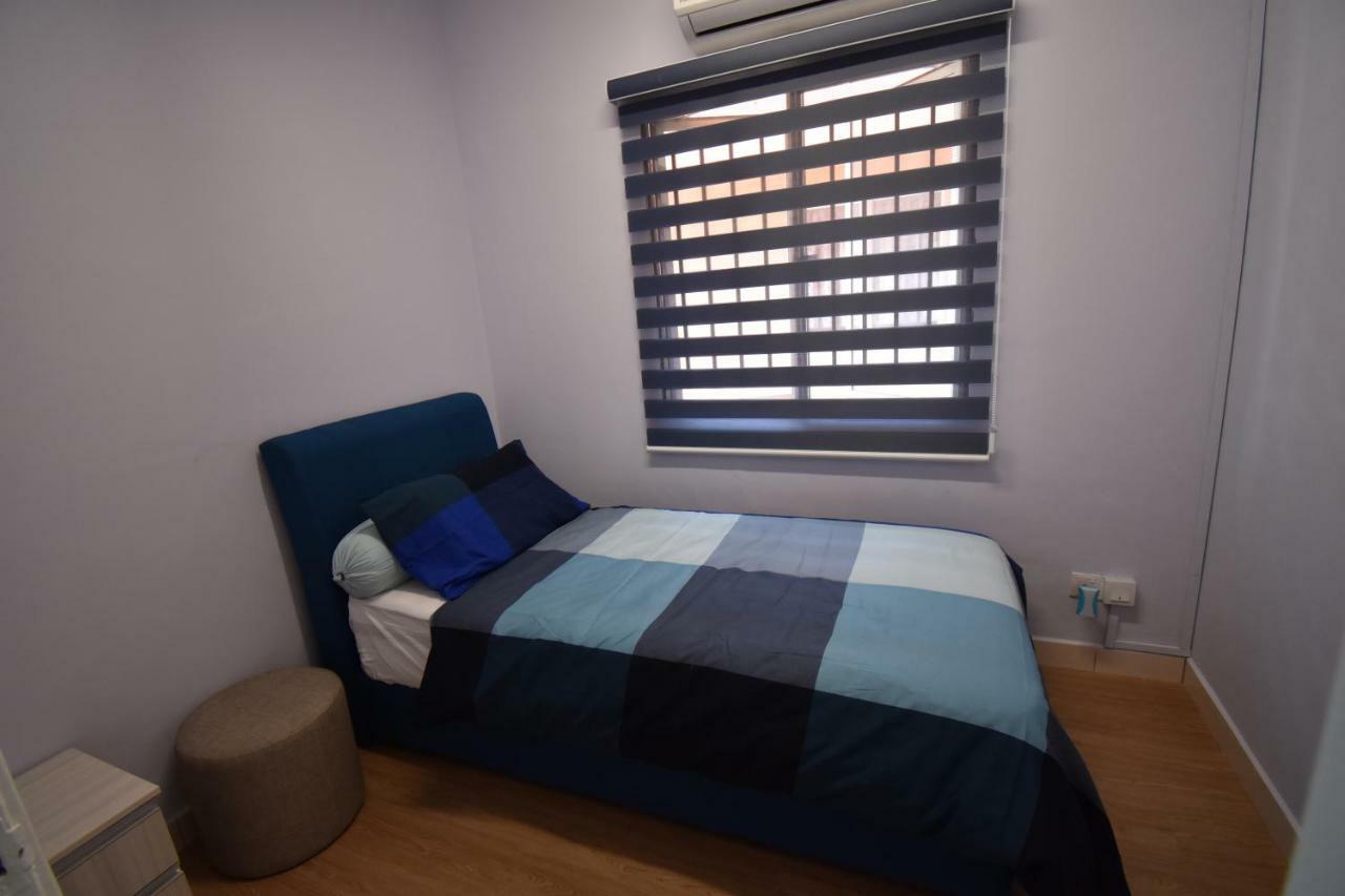 75 négyzetméteres, 3 hálószobás Apartman 2 fürdőszobával Cheras területén Apartman Kuala Lumpur Kültér fotó
